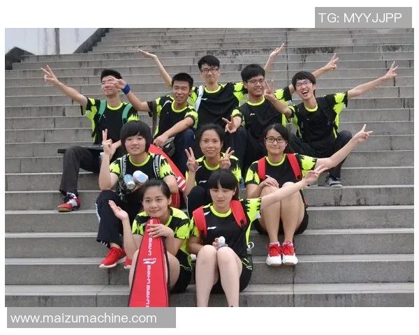 成都羽毛球队与西安羽毛球队赛后配合分析与战术总结 成都羽毛球队与西安羽毛球队赛后配合分析与战术总结