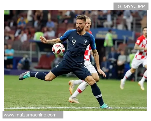 足球场上的暴力过人王者排名揭晓谁是最具冲击力的明星球员 足球场上的暴力过人王者排名揭晓谁是最具冲击力的明星球员