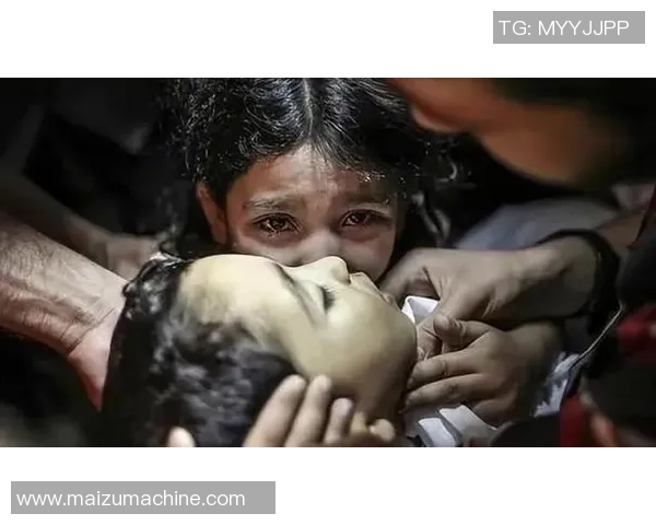 足球明星携手抗癌小孩传递希望与勇气的感人故事