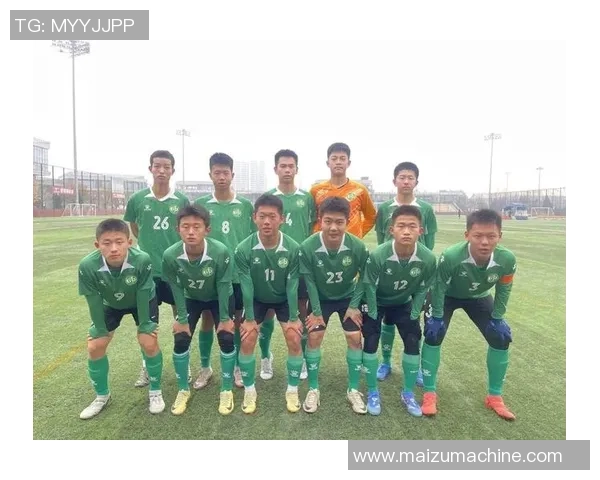 成都足球队以82分领跑挑战赛积分榜展现强劲实力